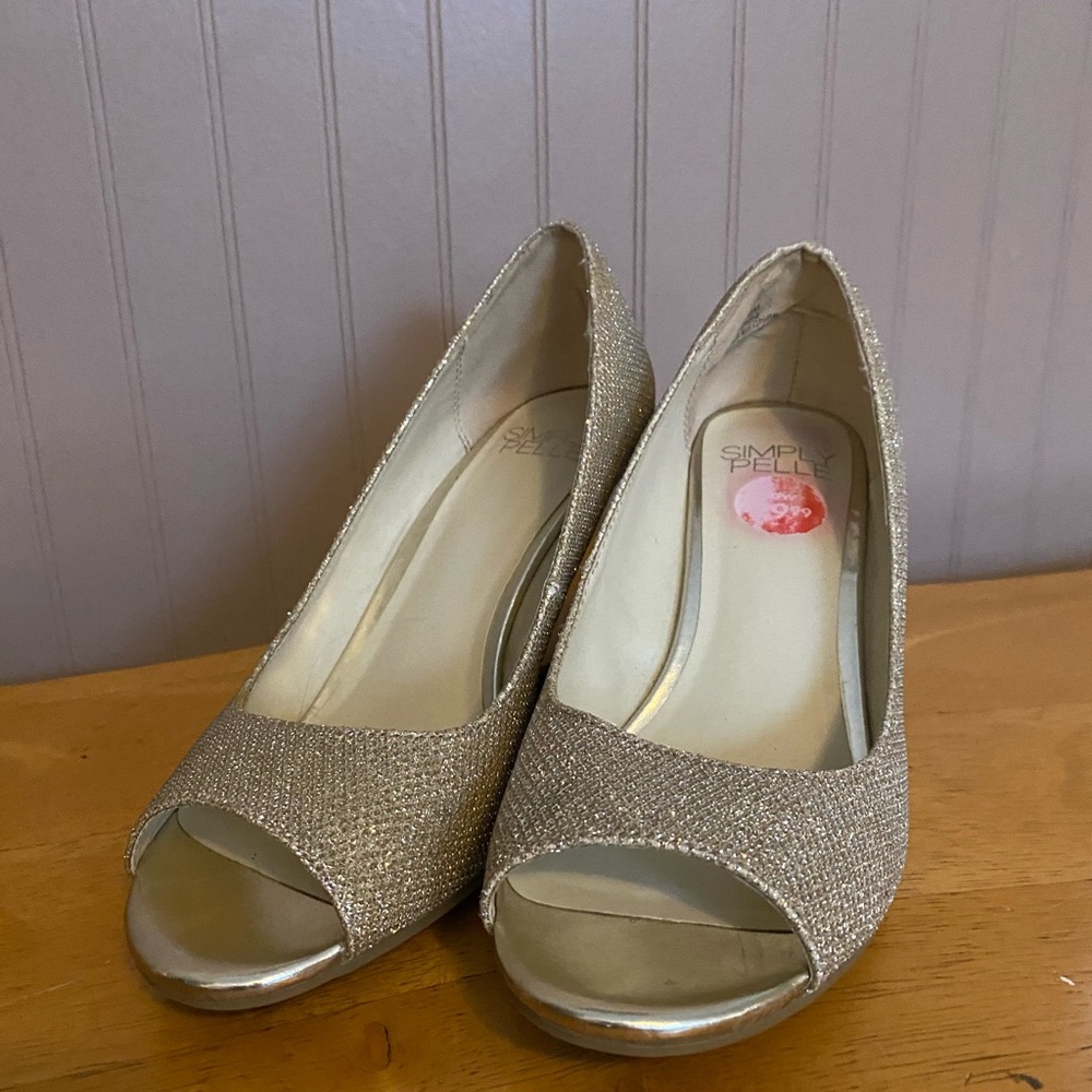 Wedges - Picture 2 of 5